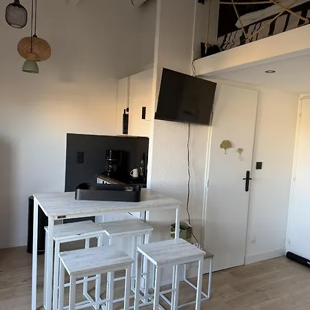 Διαμέρισμα Felicie *